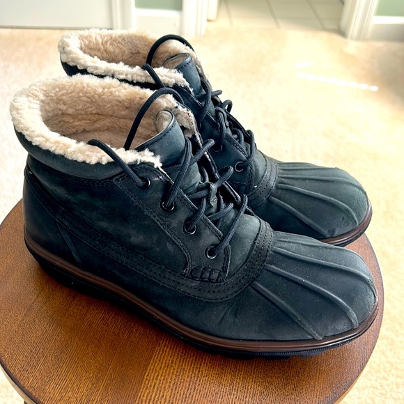 cole haan nike air waterproof